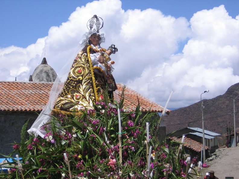 Procesión por fiesta de la Virgen del Rosario (2009)